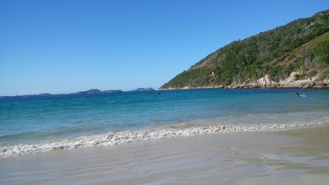 Linda Casa 2 Suites 150Mts Da Praia - กาโบฟรีโอ ภายนอก รูปภาพ